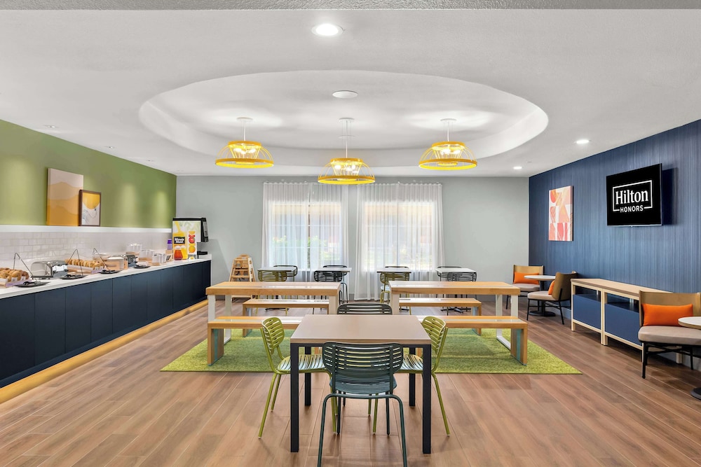 Spark by Hilton Missouri City - photo 38
