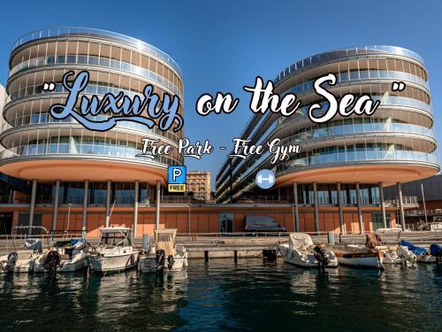 Luxury by the Sea Free Park Gym UltraWiFi — 4-Star Luxury Hotel in Genoa, Italy