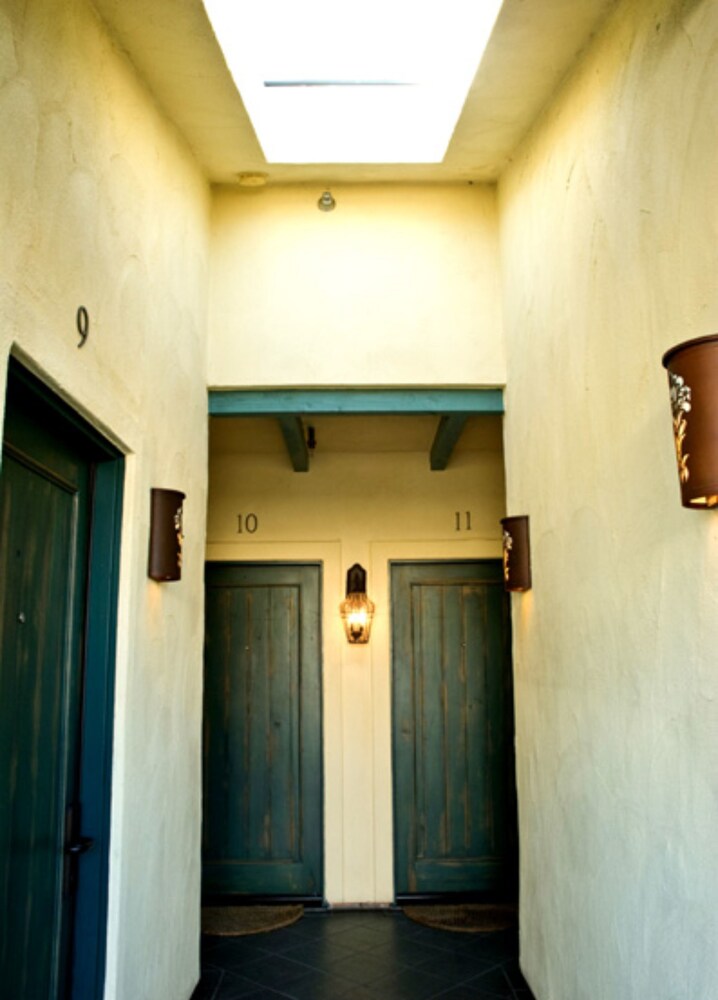 Sonoma Creek Inn - photo 8