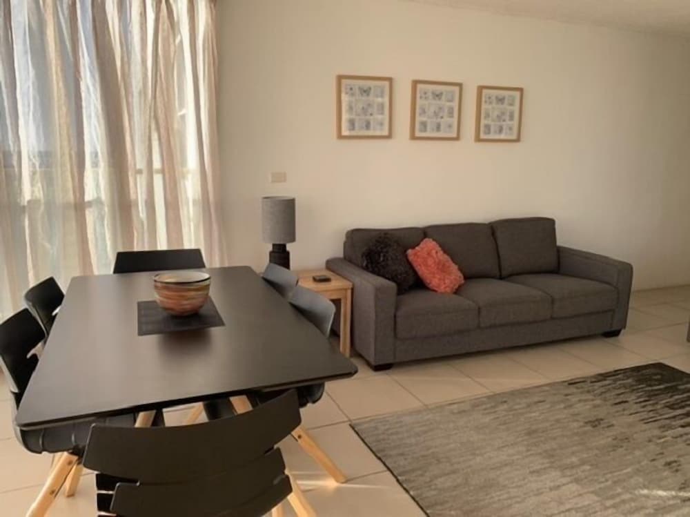 Ebbtide Unit 05 — carbon neutral stay, Forster