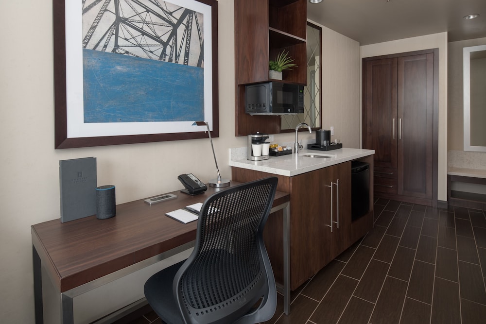 Embassy Suites by Hilton Seattle Downtown Pioneer Square - photo 52