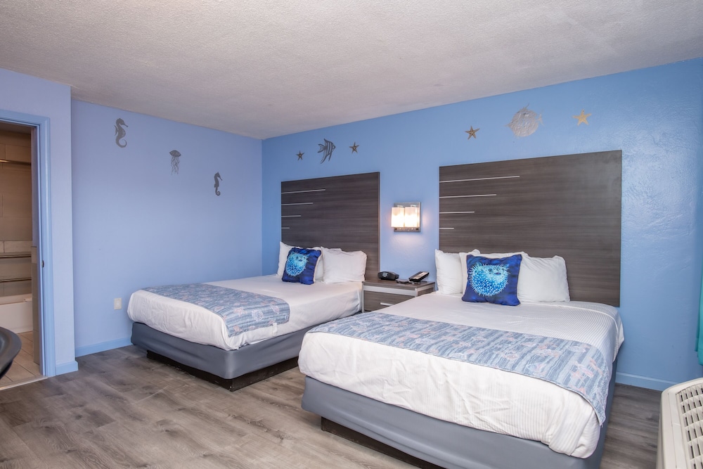 Aqua Breeze Inn - photo 61
