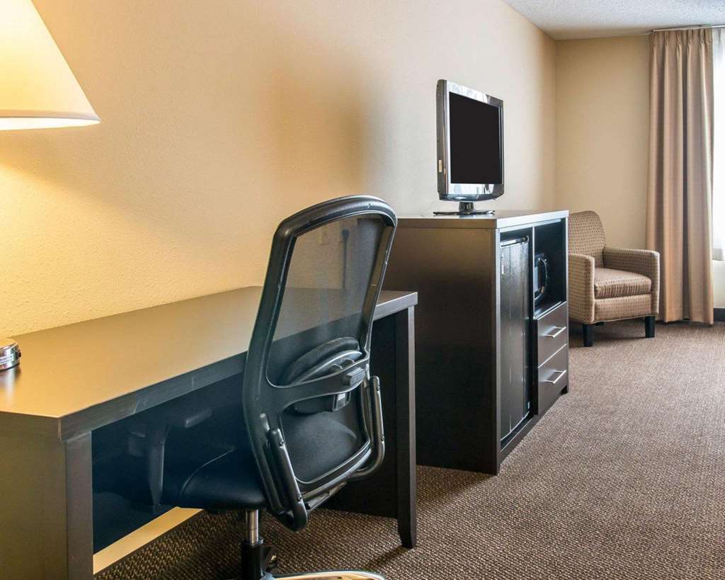 Quality Inn & Suites Niles - photo 19
