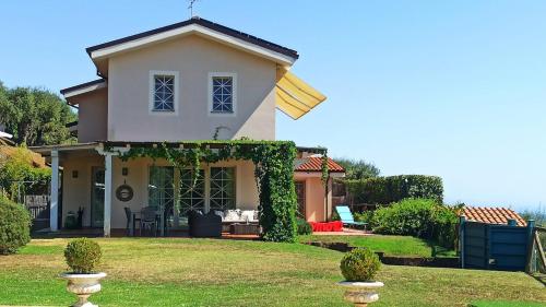 Palatina 2 hill Pietrasanta Forte dei Marmi — 4-Star Luxury Hotel in Strettoia, Italy