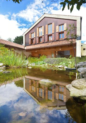 Villa di design con grande parco — 4-Star Luxury Hotel in Treviso, Italy