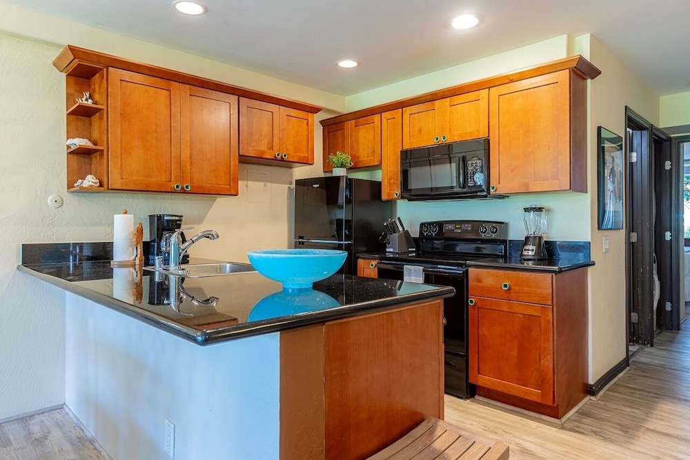 Hale Kamaole 121 by Coldwell Banker Island Vacations - photo 5