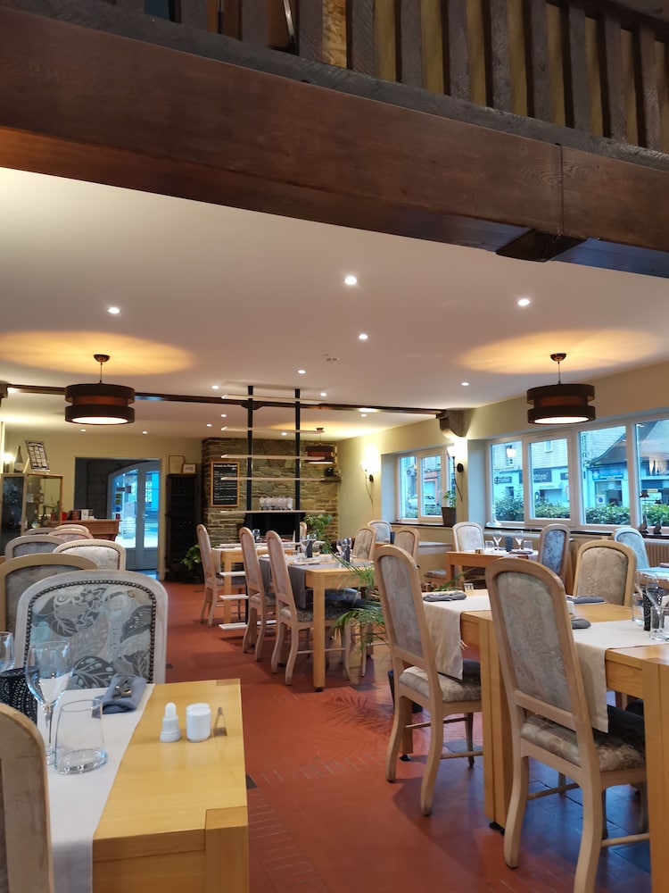Relais De La Poste — Thury Harcourt