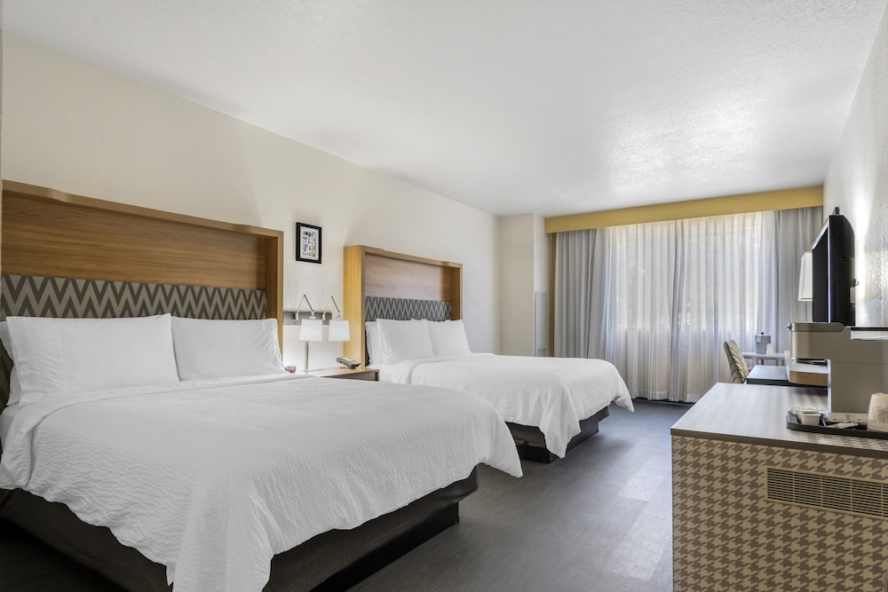 Holiday Inn Orlando International Dr ICON by IHG - photo 13