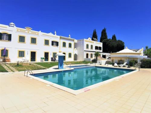 Casa Tulipa Ferias Vilamoura — 4-Star Luxury Hotel in Quarteira, Portugal