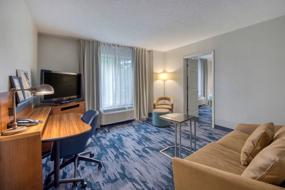 Fairfield Inn By Marriott Raleigh Crabtree - photo 20