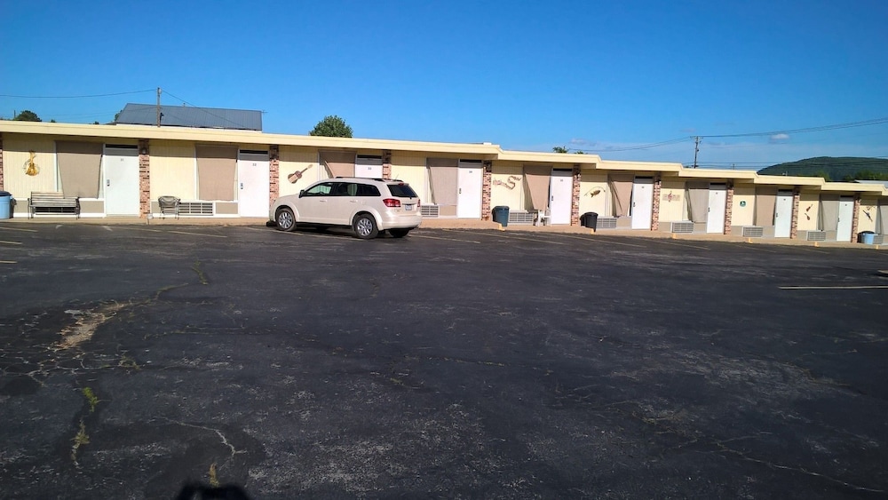 Dogwood Motel - photo 37