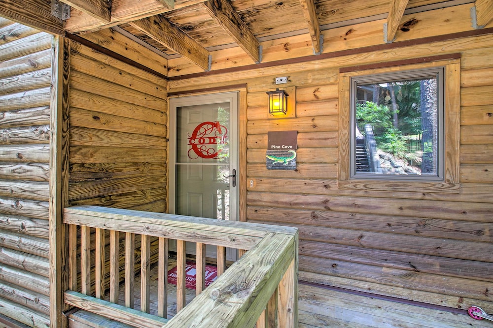 Mount Ida Condo w Balcony Resort Amenities - photo 10