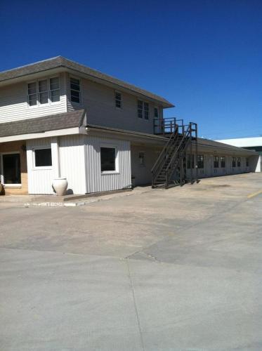 Brooks Motel - photo 7