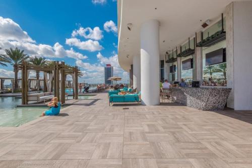 Hyde Beach Luxury Condo Resort apts - photo 17