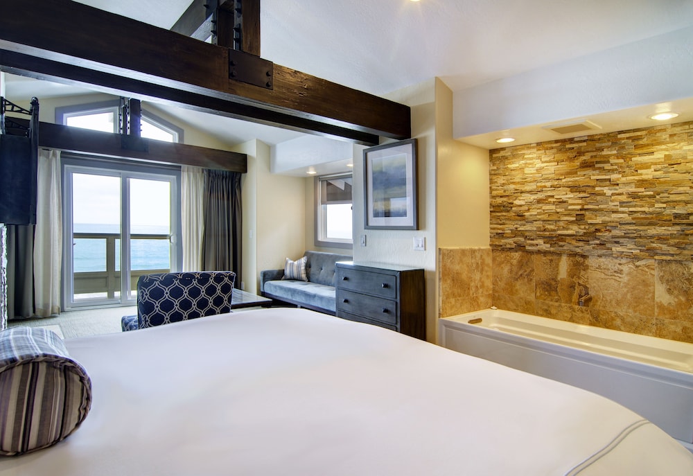 Cypress Inn On Miramar Beach - photo 11