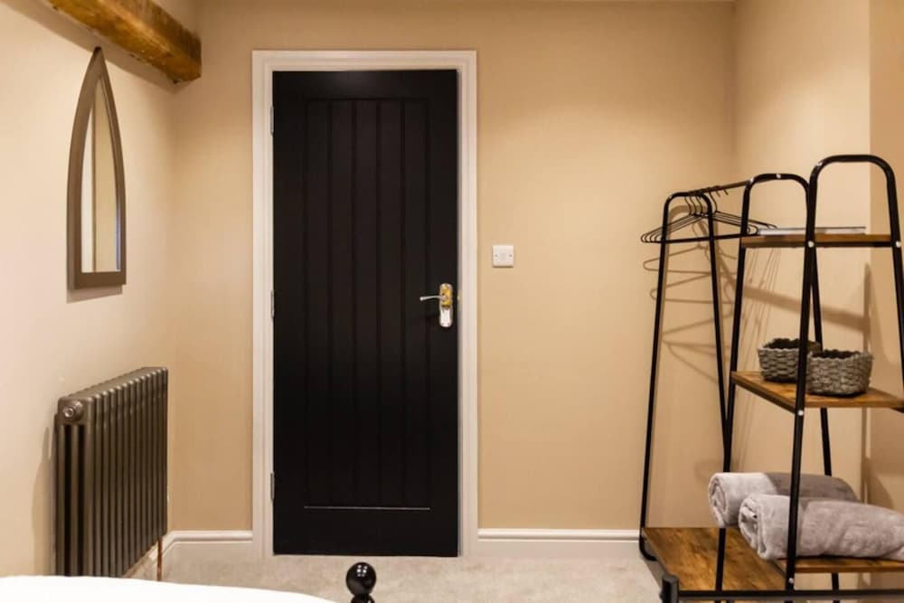 Perfect to Spend Time With Family and Friends in Battle, United Kingdom