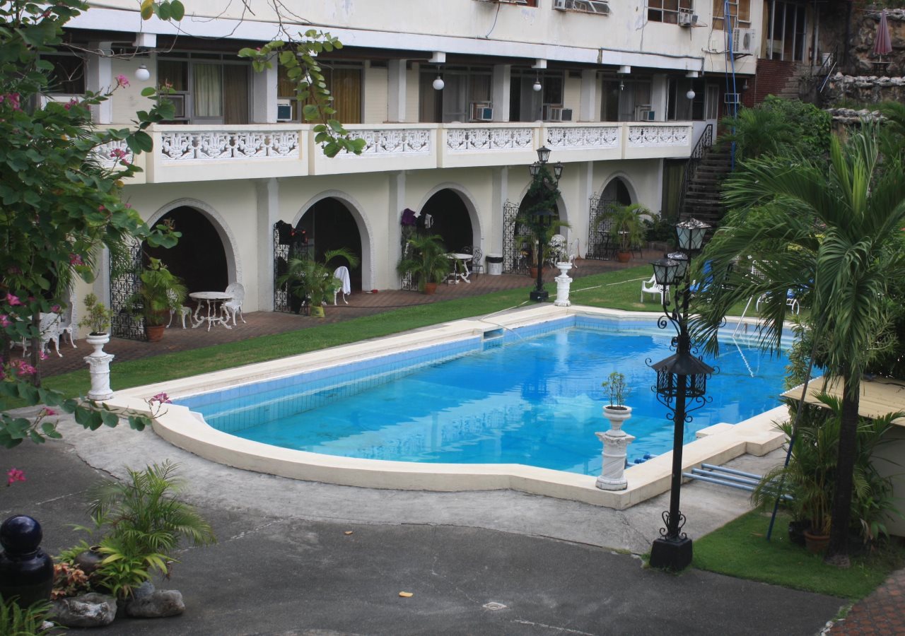 Hotel Bella Monte in Olongapo, Philippines
