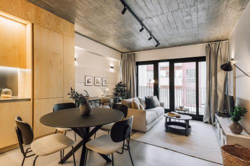 Azenhas 1 bedroom and parking in Santo António — 4-Star Luxury Hotel in Lisbon, Portugal
