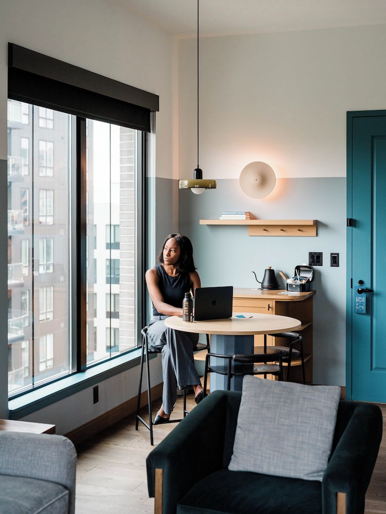 The Junto Hotel - photo 78