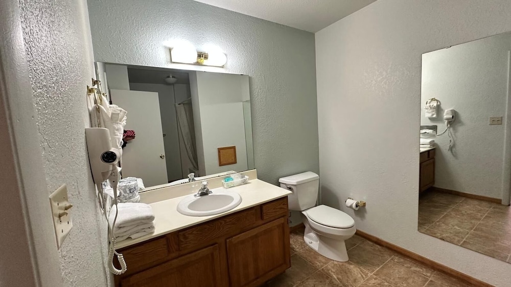 Hotel 191 Moab - photo 43