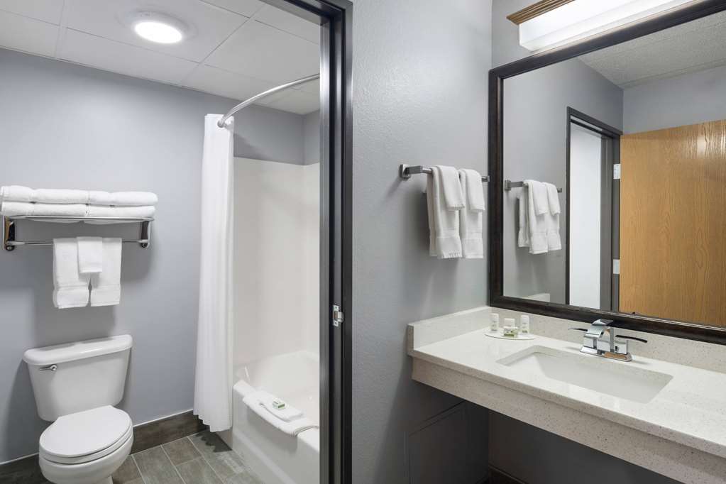 AmericInn by Wyndham Stuart - photo 12