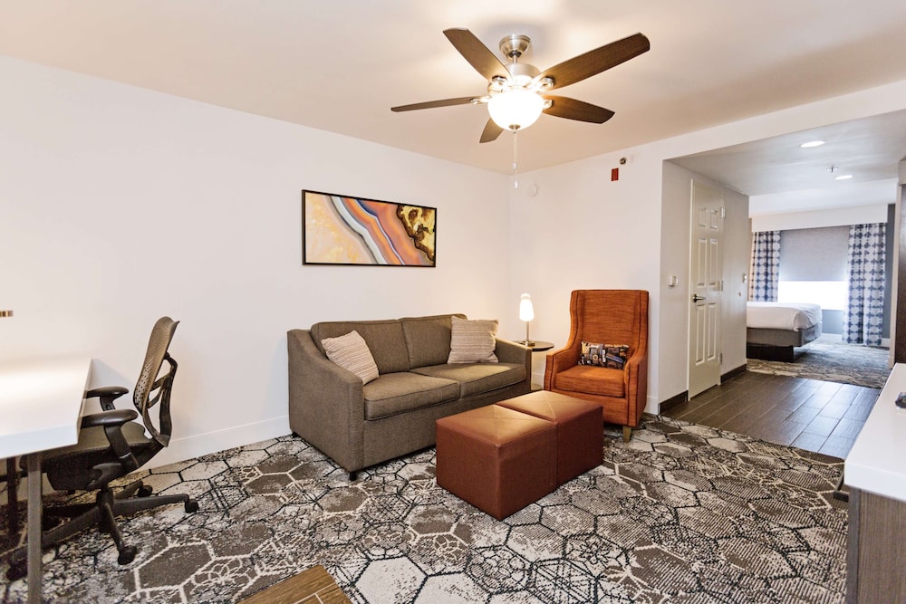 Hilton Garden Inn Temple Medical Center - photo 20