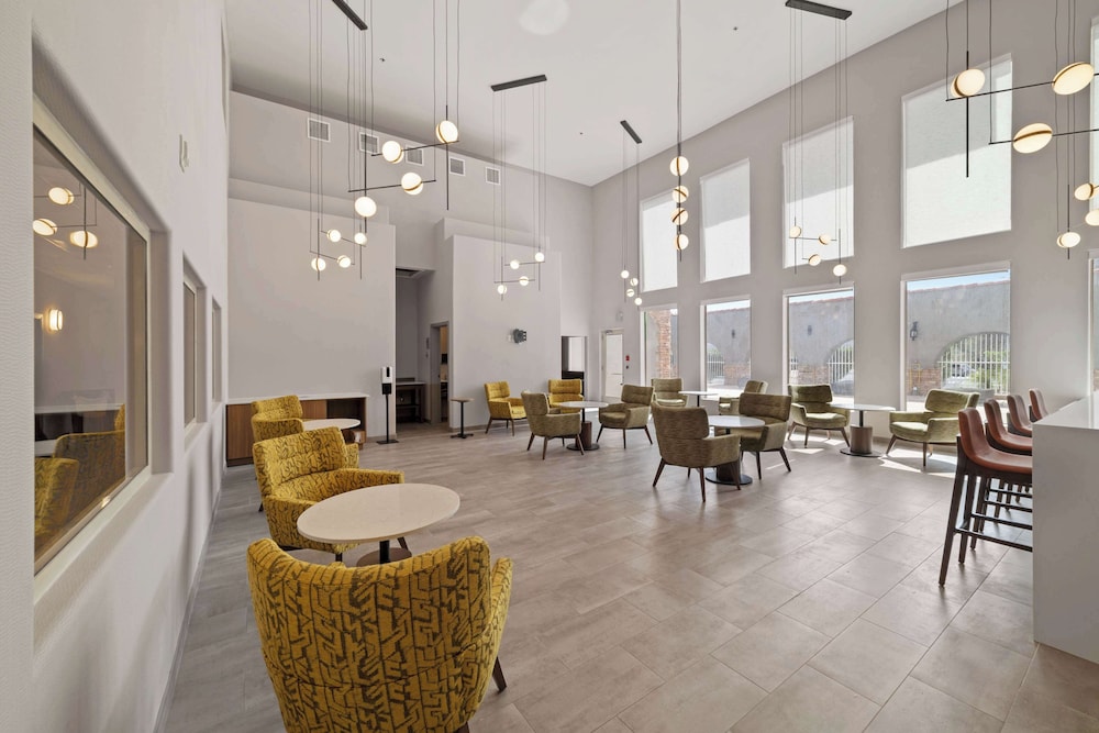 Hampton Inn & Suites by Hilton Mesquite - photo 41