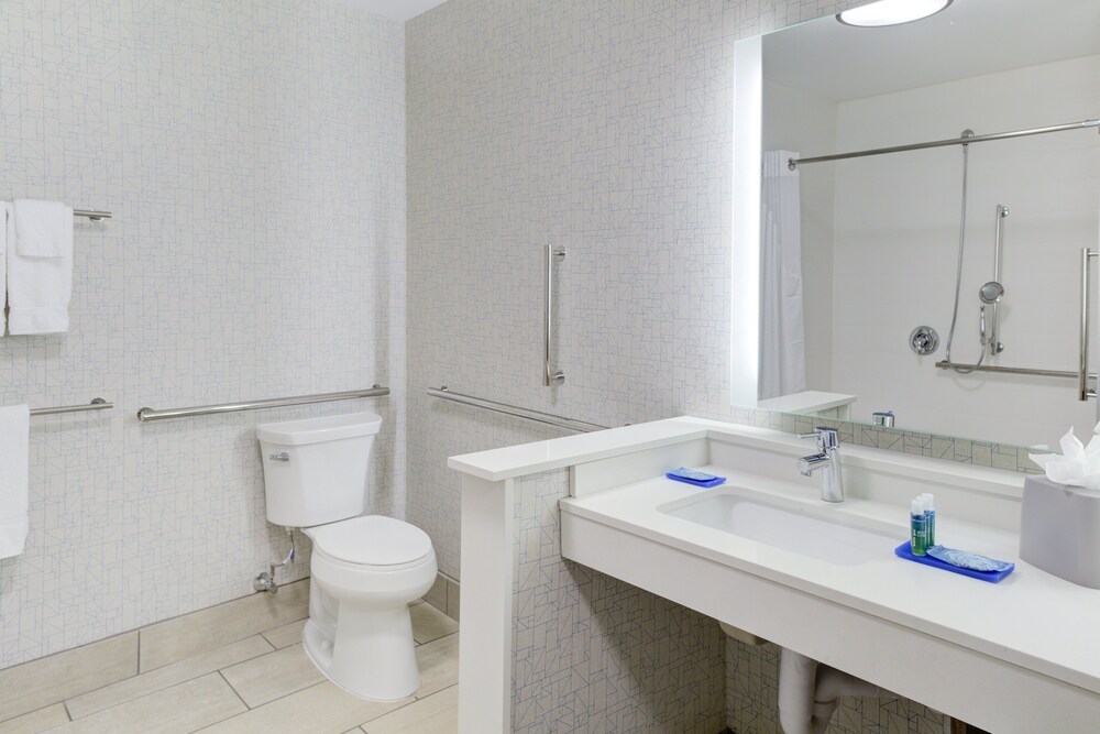 Holiday Inn Express and Suites King George Dahlgren by IHG - photo 8