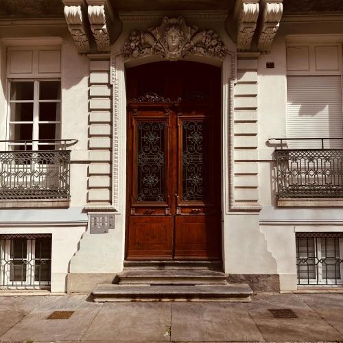 Le Nid Des Bains in Bagneres-De-Luchon, France