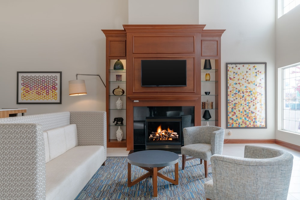 Holiday Inn Express Prince Frederick by IHG - photo 37