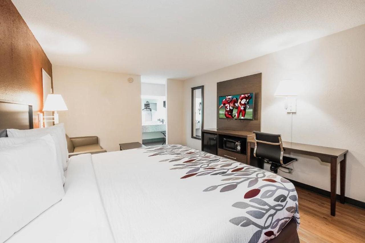 Red Roof Inn Walterboro - photo 14