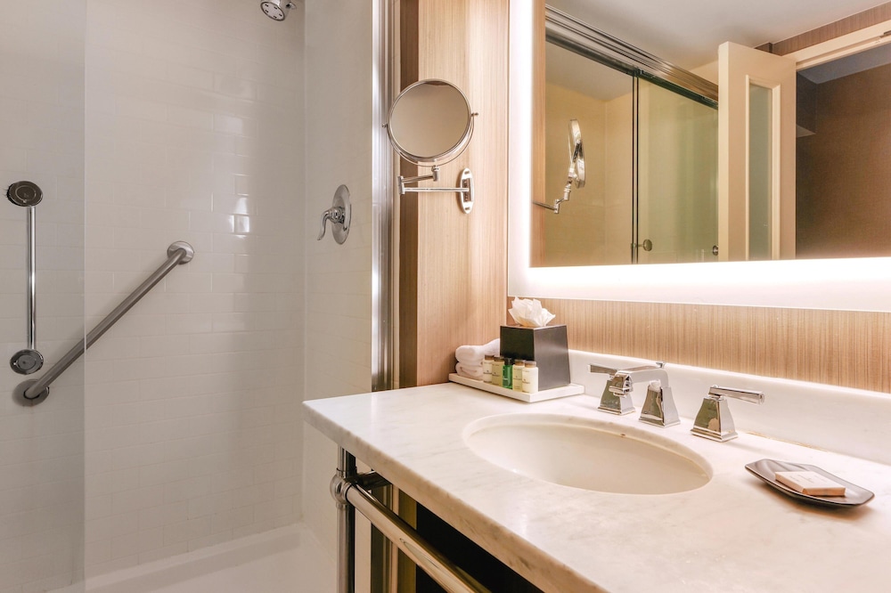Sheraton Tarrytown Hotel - photo 23