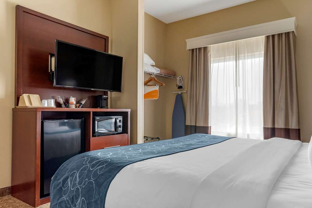 Comfort Suites Niceville Near Elgin Air Force Base - photo 19