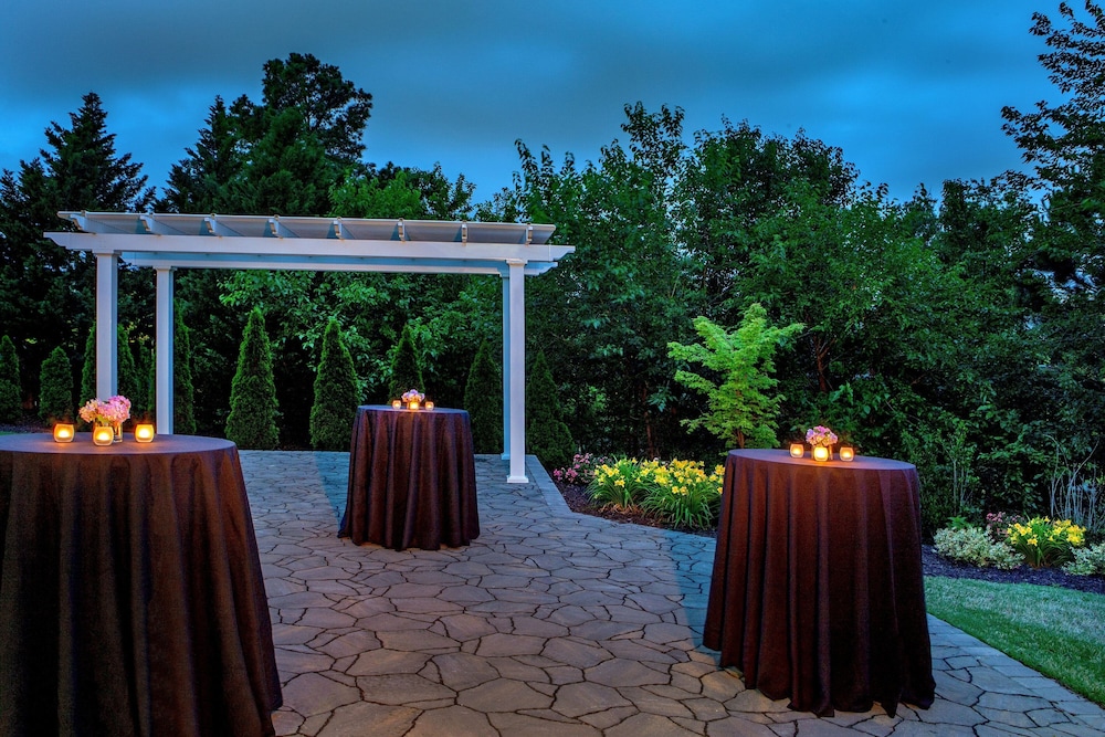Delta Hotels by Marriott Chesapeake Norfolk - photo 37