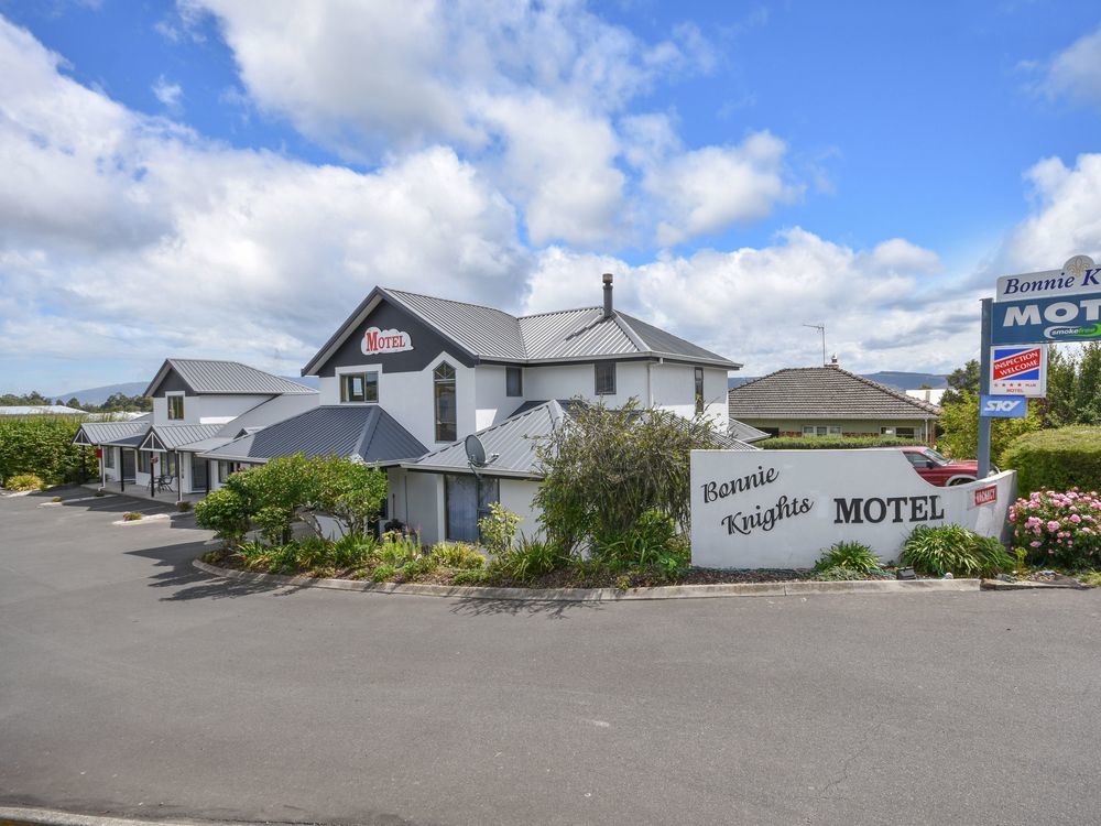 Bonnie Knights Motel — 4-Star Luxury Hotel in Dunedin, New Zealand
