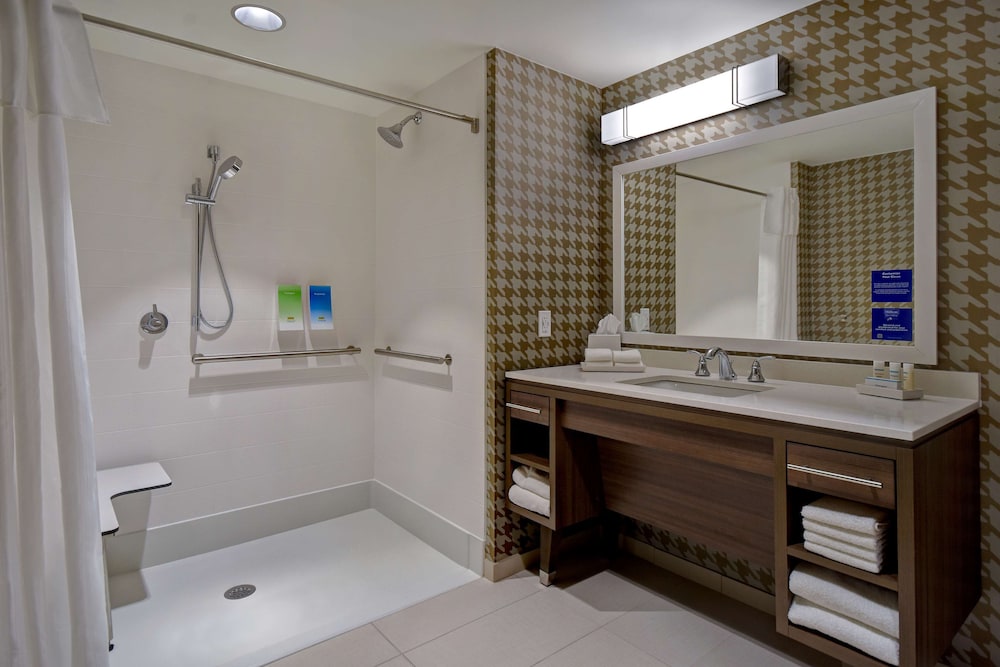 Home2 Suites by Hilton Wichita Downtown Delano - photo 31