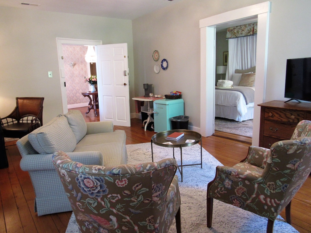 Rose Hill Inn - photo 80