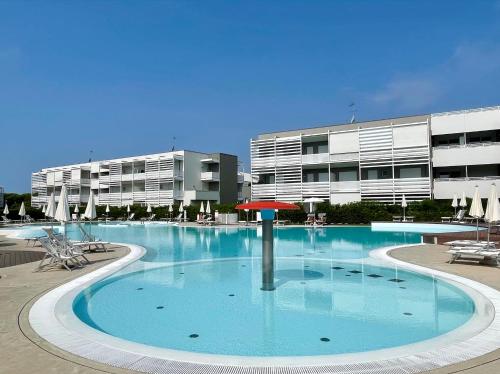 Laguna Carraro Immobiliare Family Apartments — 4-Star Luxury Hotel in Lido Di Jesolo, Italy