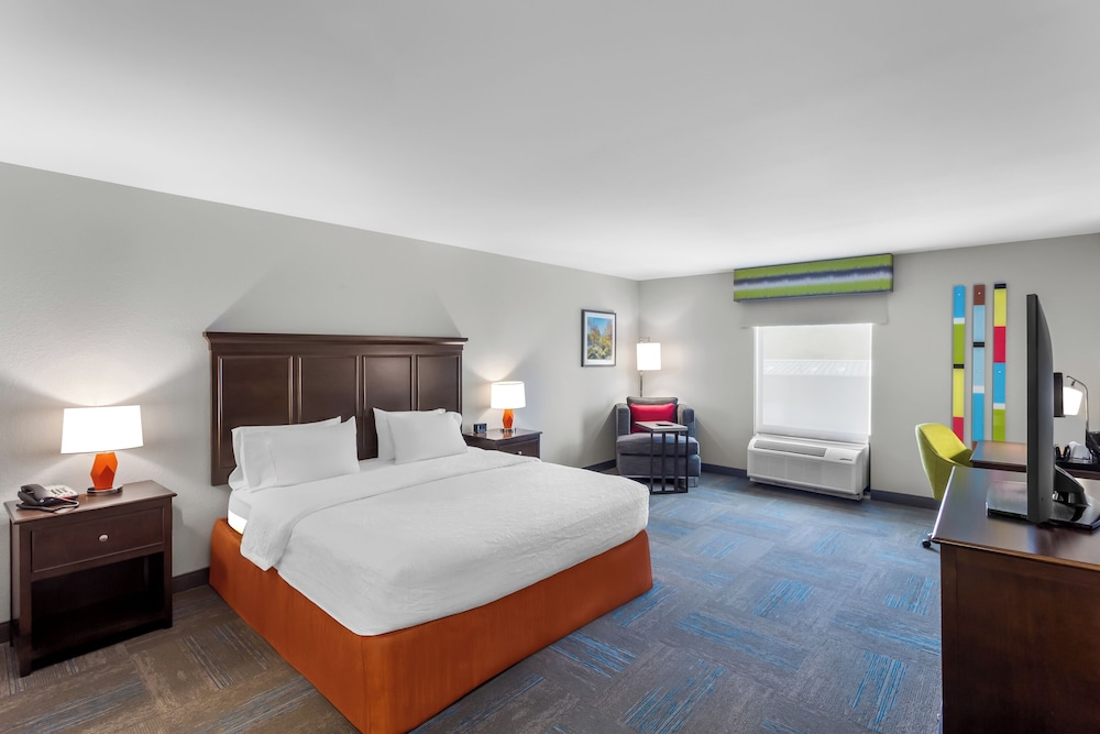Hampton Inn Huntington University Area - photo 14