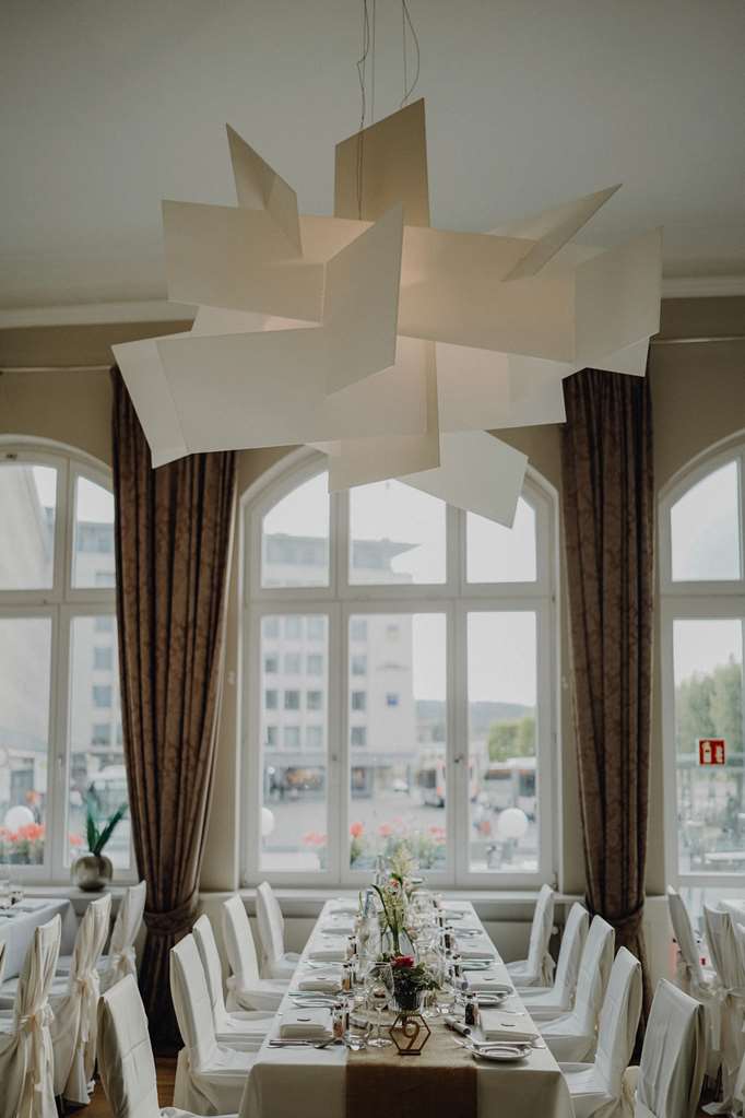 Steigenberger Hotel Bielefelder Hof, Germany - Wedding Table