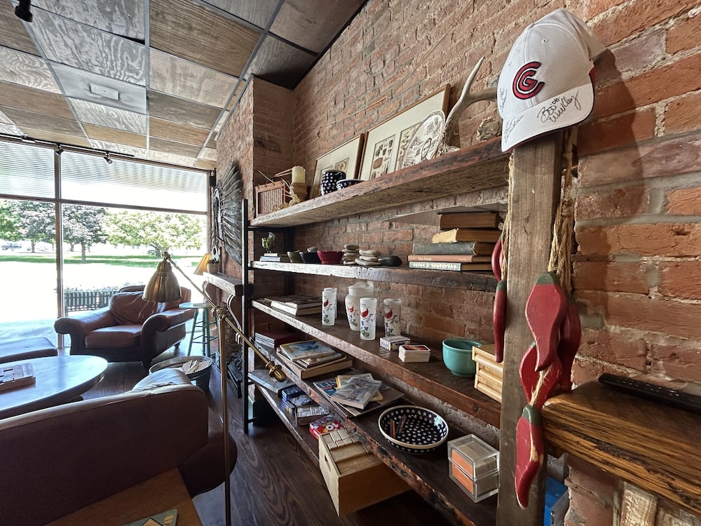 William Watson Hotel - photo 41