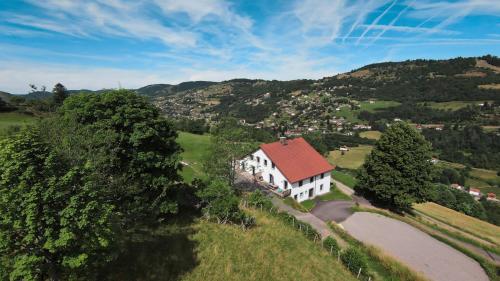 Gites De Moyenmont — La Bresse