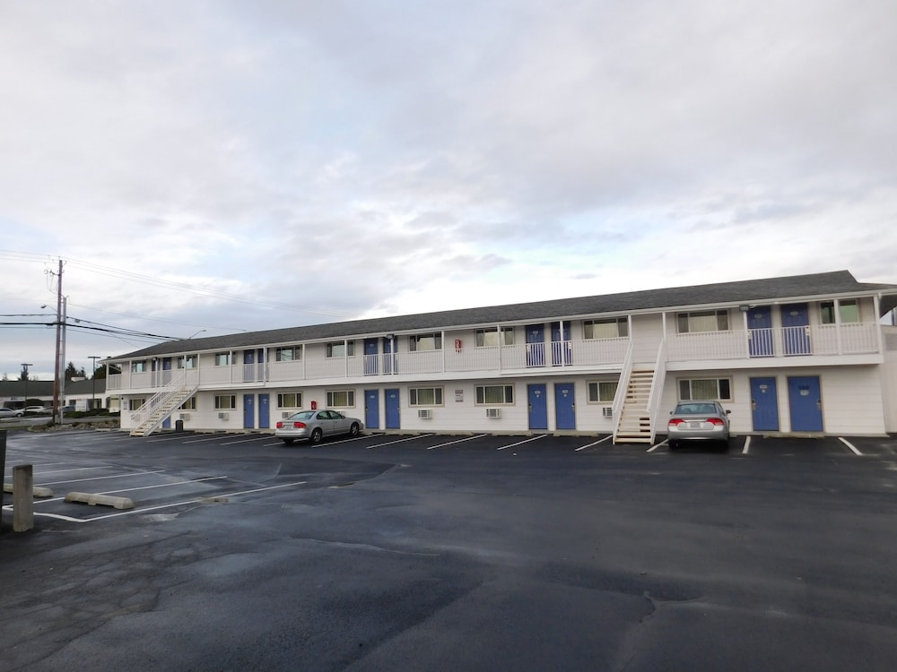 Motel 6 Burlington WA - photo 34