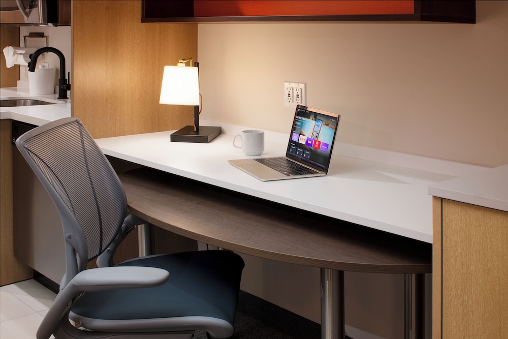 Home2 Suites by Hilton Albuquerque Airport - photo 29