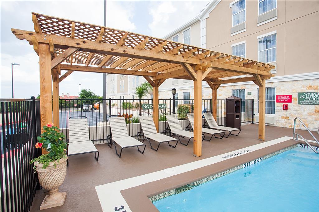 Best Western Plus Georgetown Inn & Suites - photo 16
