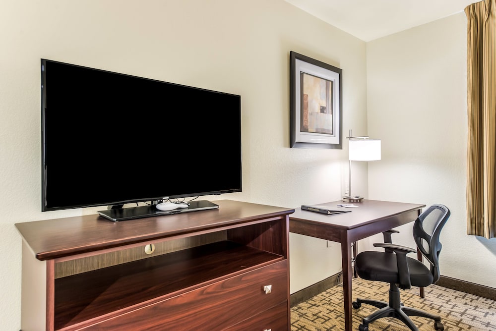 Cobblestone Hotel & Suites Gering Scottsbluff - photo 8