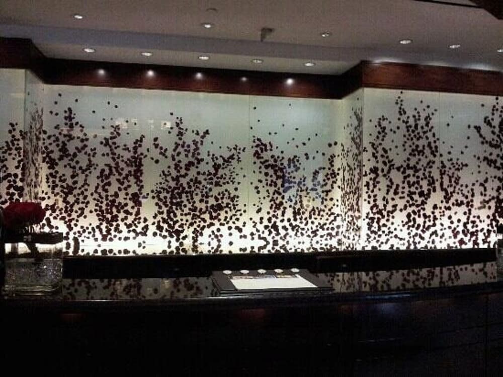 StripViewSuites at Signature - photo 254