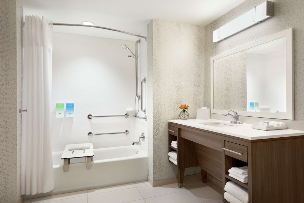 Home2 Suites by Hilton Overland Park - photo 31