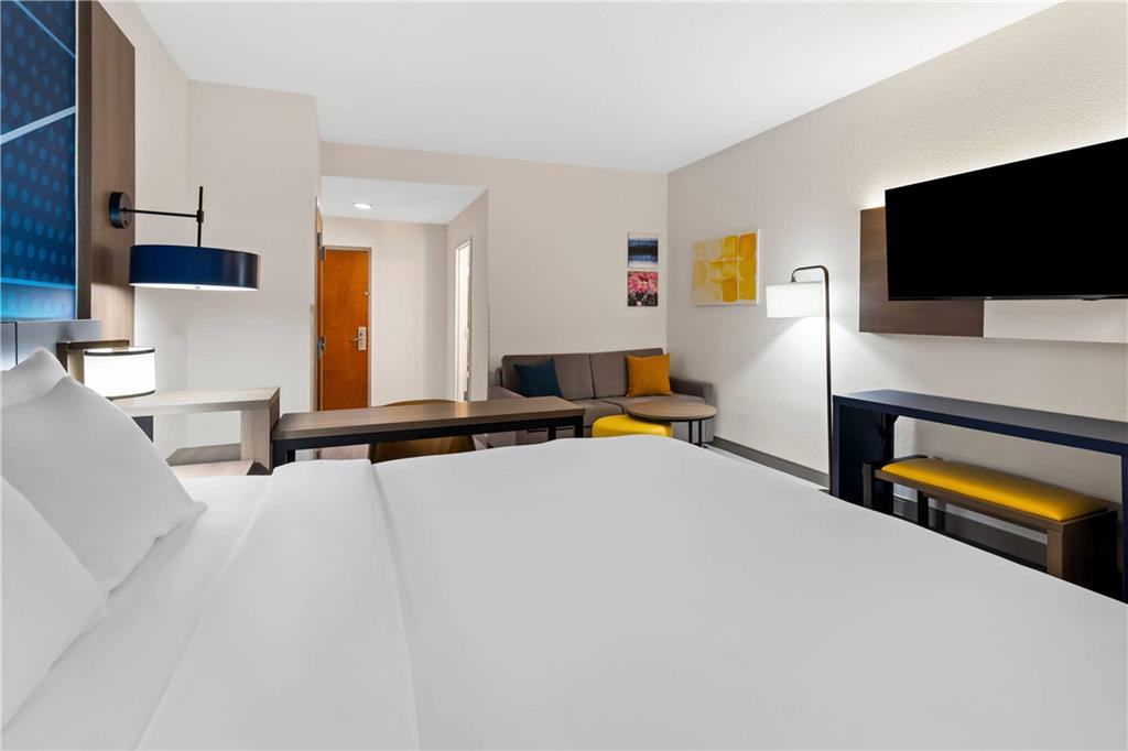 Comfort Suites Augusta Riverwatch - photo 20