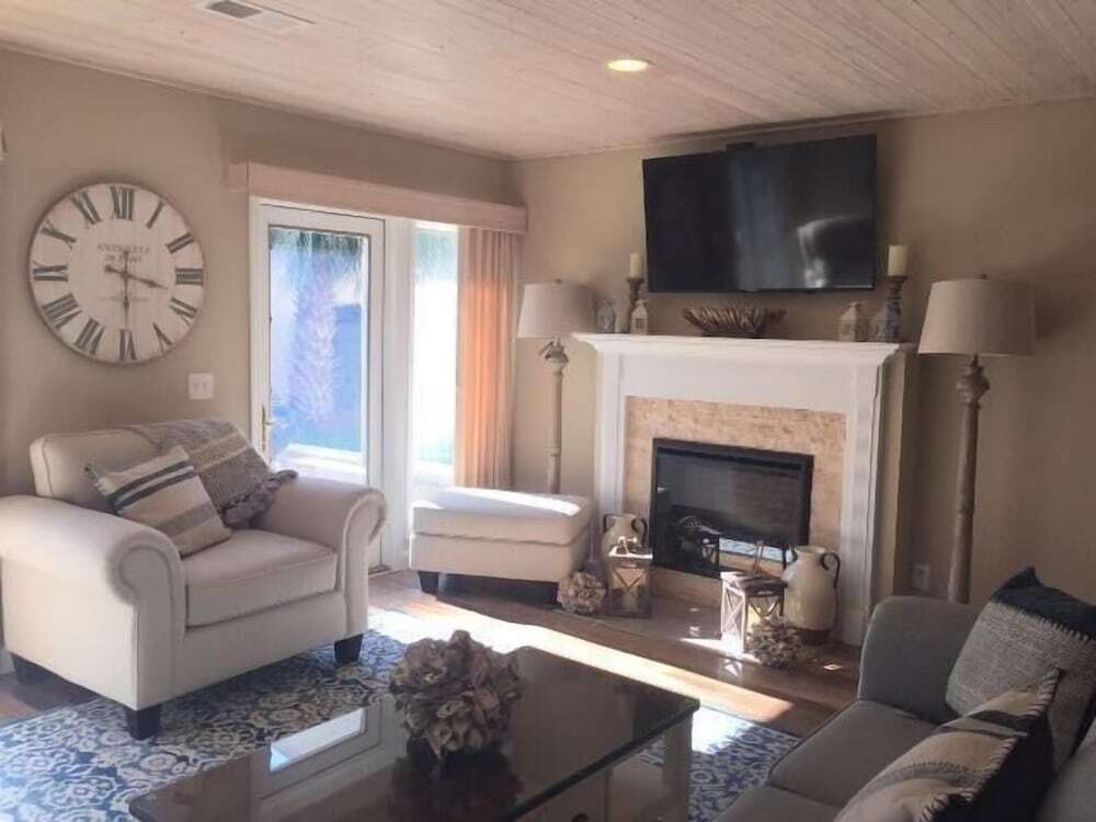 709 Schooner Court at The Sea Pines Resort - photo 3